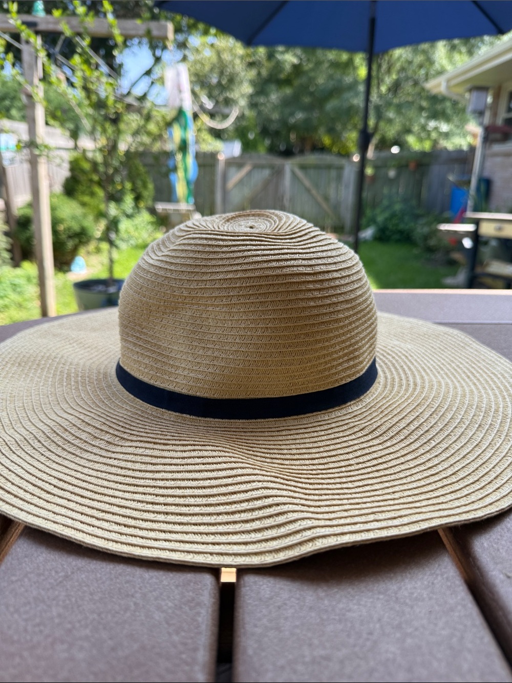LL Bean Crescent Beach Sun Hat NEW